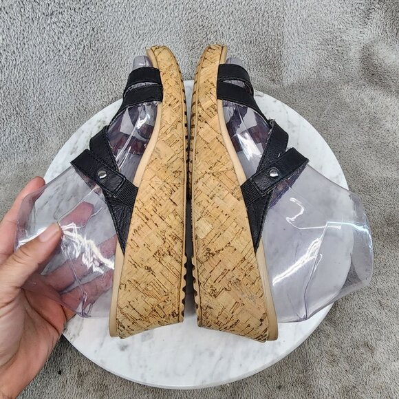 Crocs Shoes Womens Size 7 A Leigh Black Leather Slip On Wedge Sandals *GUC* - Picture 6 of 12